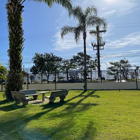 Apartamento Ubatuba, Itagua, Bem Localizado, Duas Vagas De Garagem 외부 사진