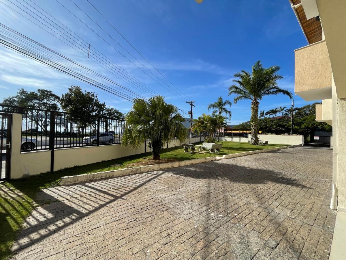 Apartamento Ubatuba, Itagua, Bem Localizado, Duas Vagas De Garagem 외부 사진